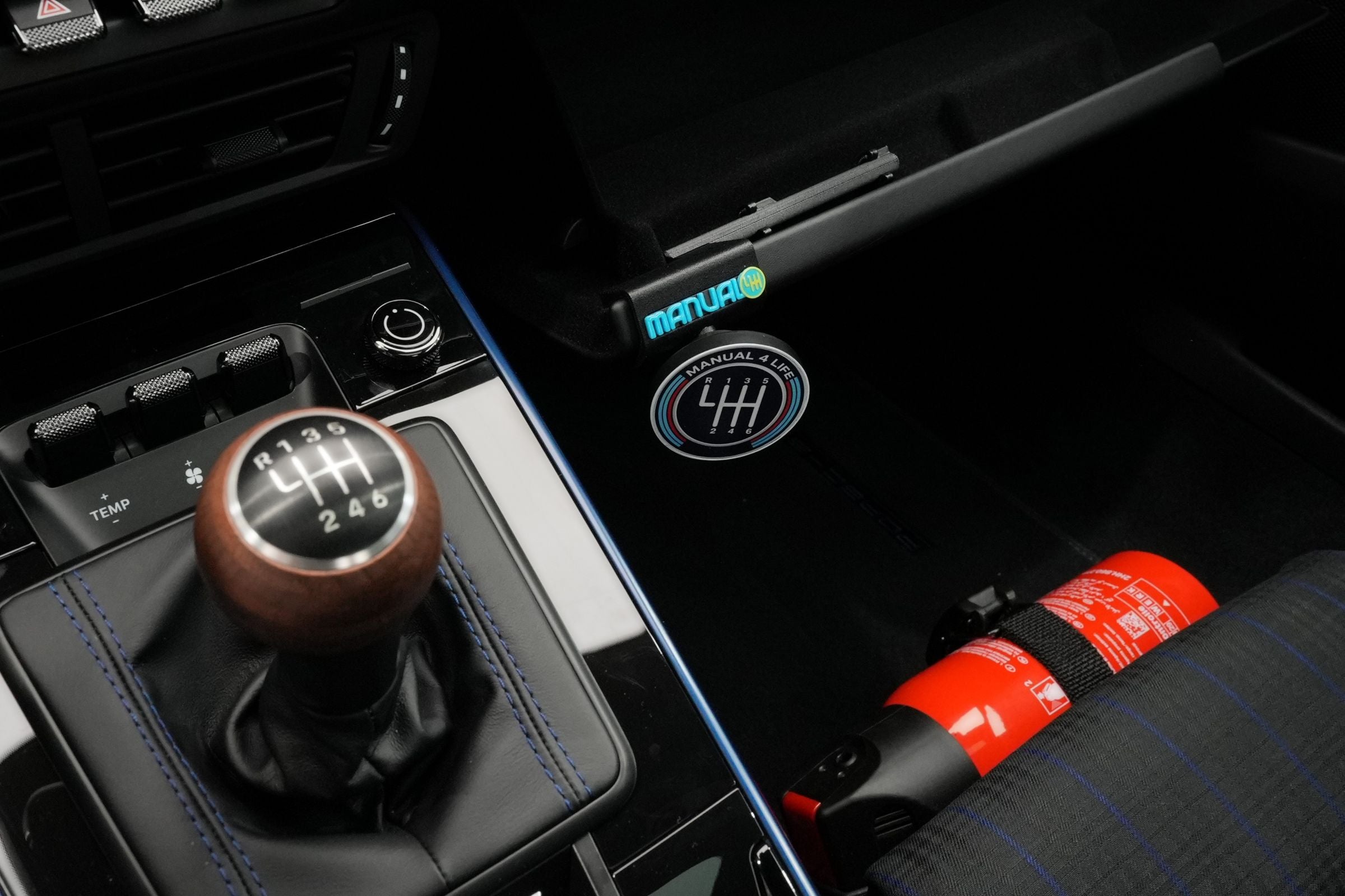 A2 — Magnetic Phone Mount (Fits Porsche 992)