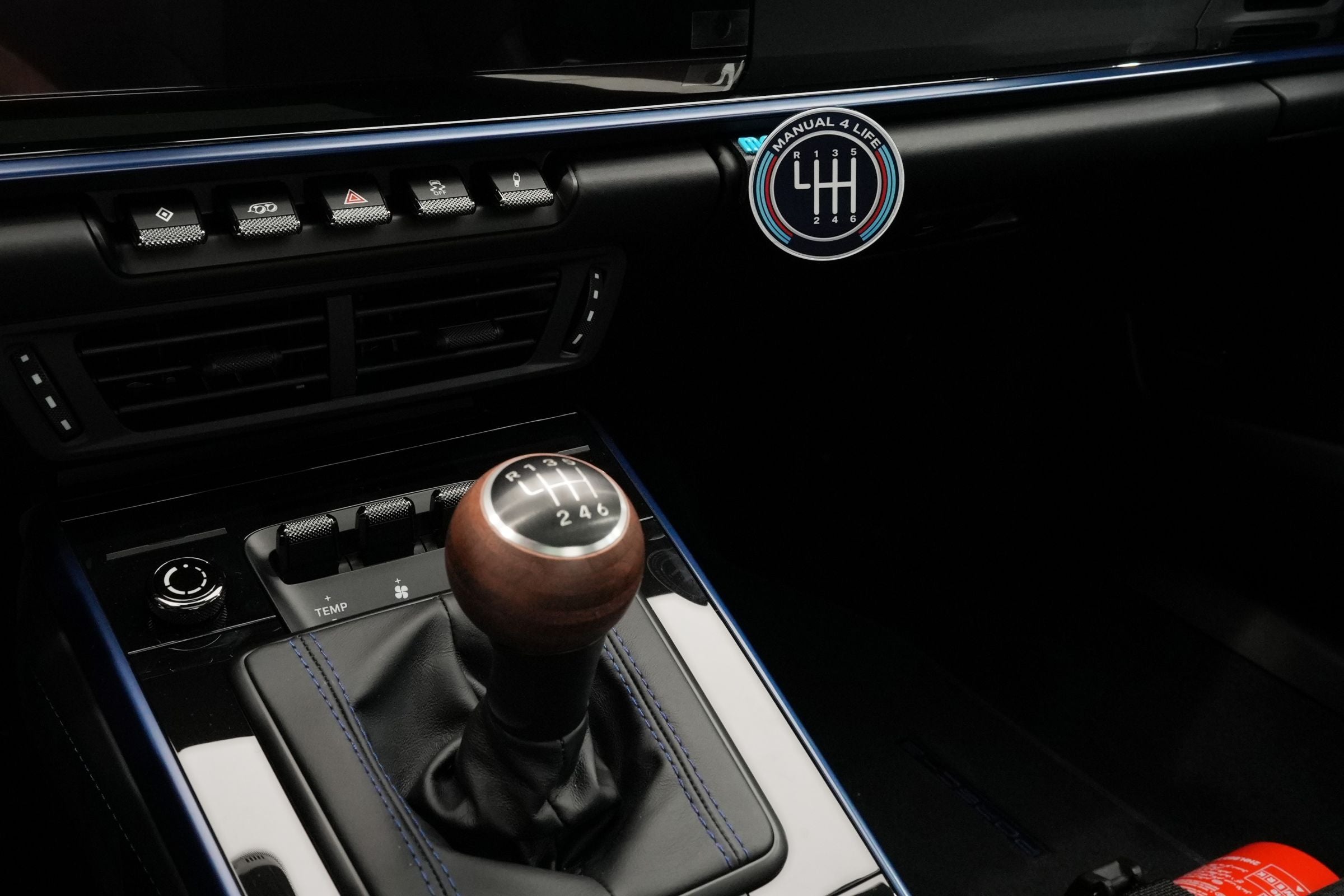 A3 — Charging Magnetic Phone Mount (Fits Porsche 992)