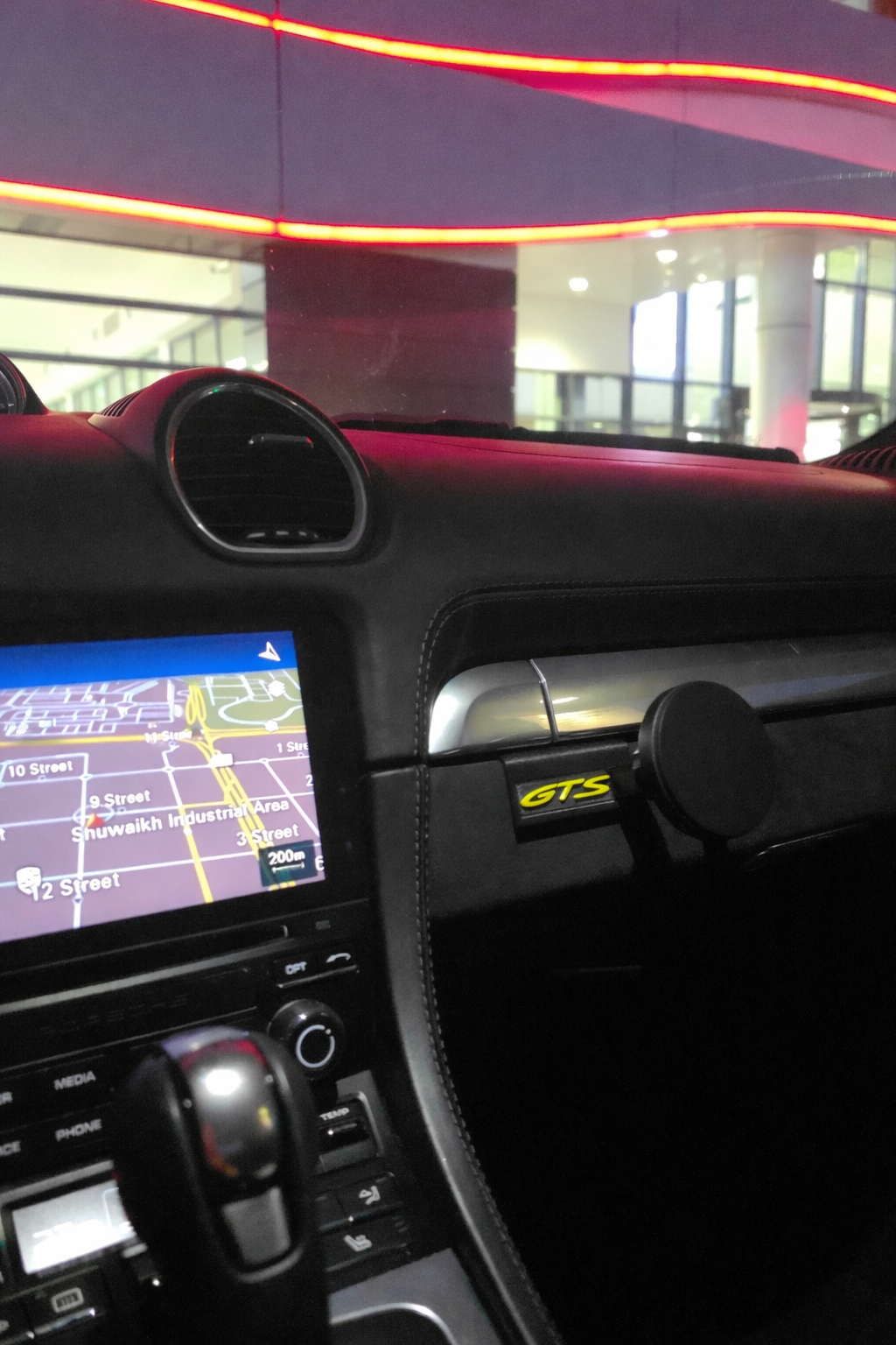 C2 (991 - 718 - 981) - Phone Holder with Magnetic Mount